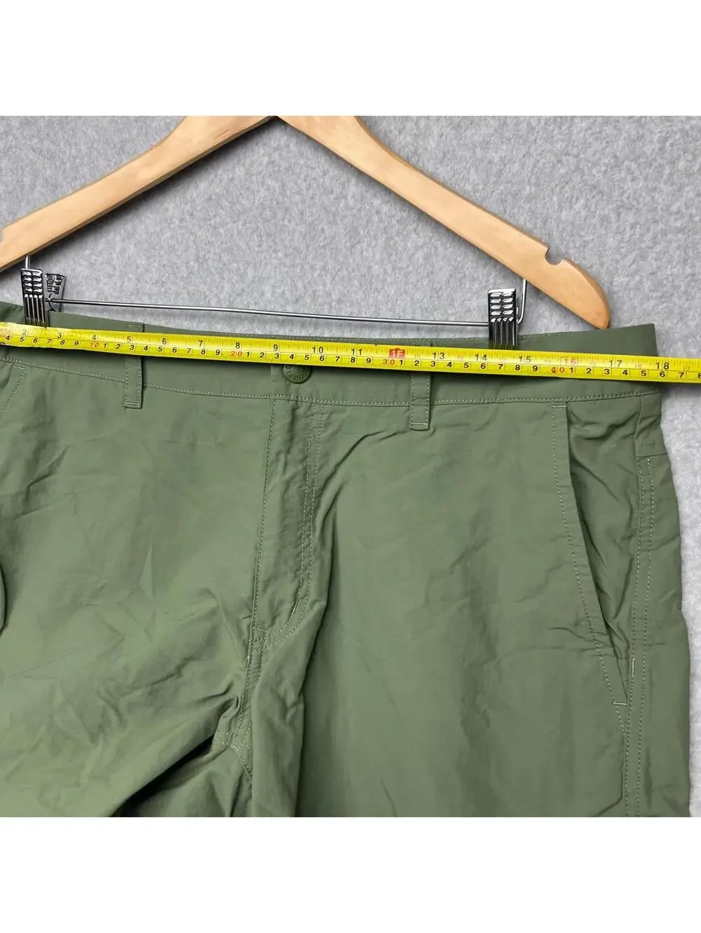 The North Face Men Shorts 34 Green Hiking Outdoor Casual Breathable Gorpcore